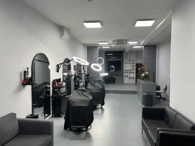 TrimxBarbers logo